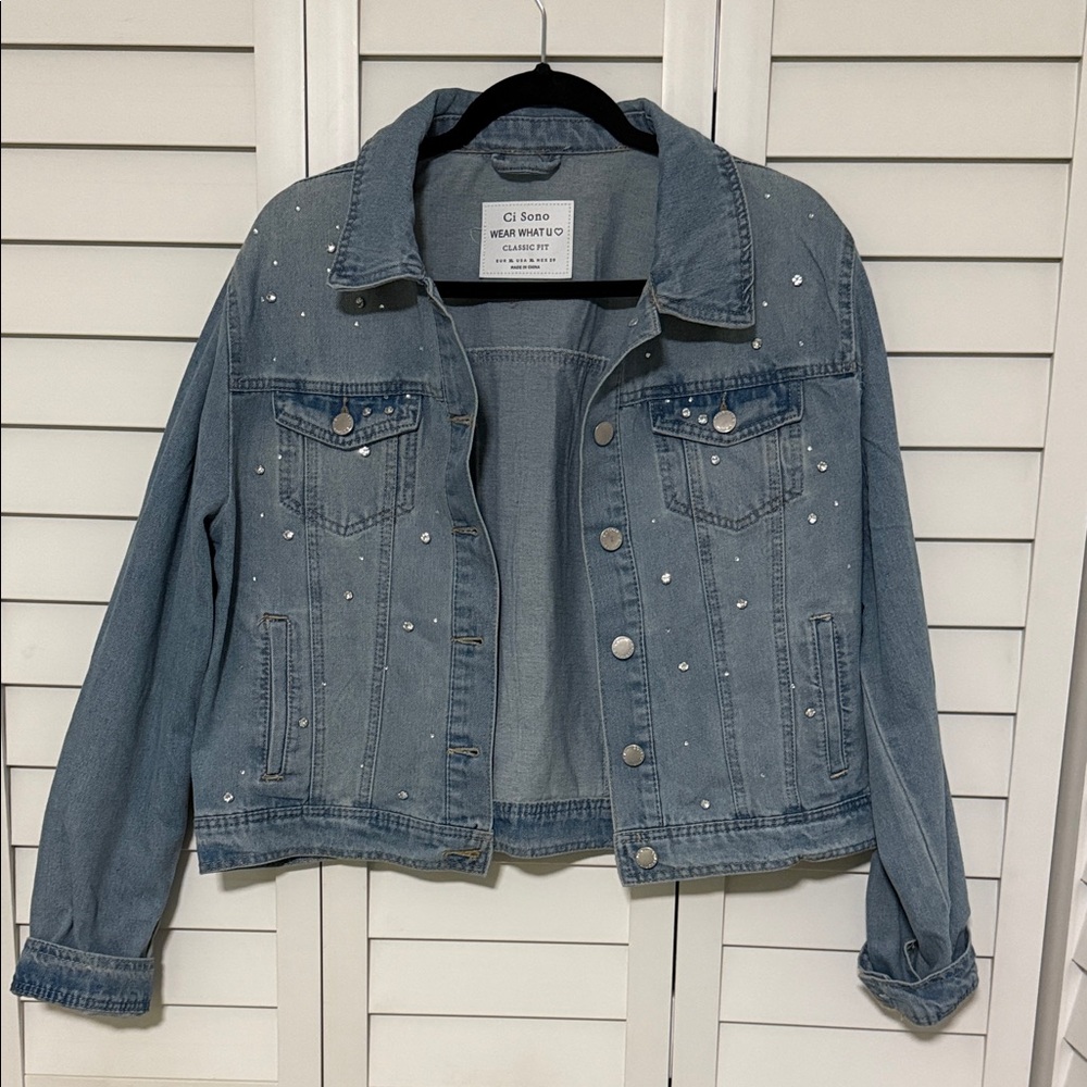 Ci Sono Women's Studded Light Blue Denim Jacket